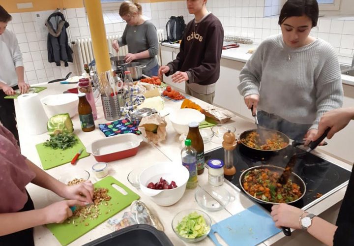 Nachhaltig kochen – ein Projekt des MINT-Erdkunde-Praktikums der 10. Jahrgangsstufe