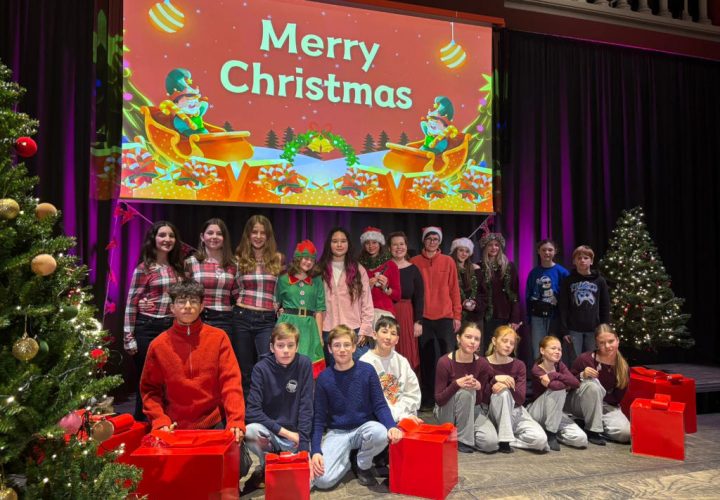 Christmas Talent Show – We Shine Together 2025